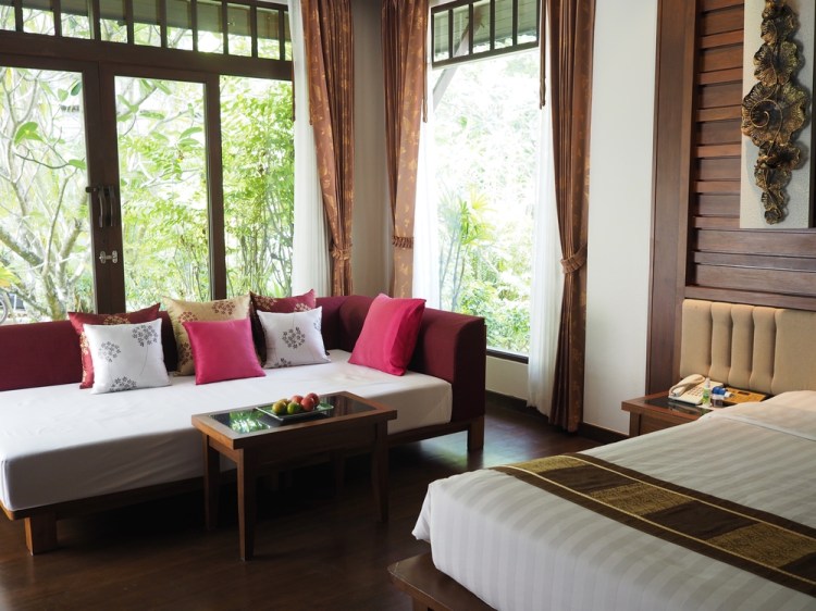 auringonallaP3240120